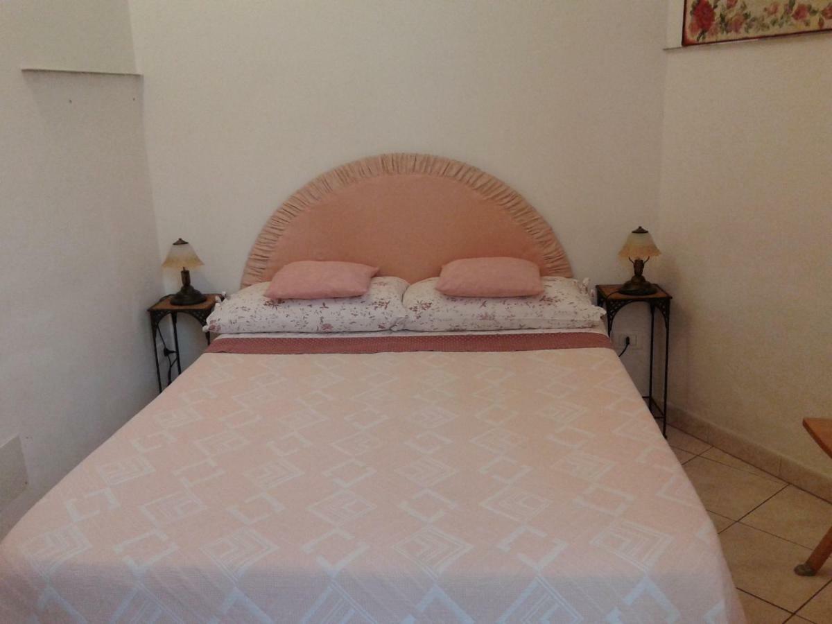 B&B Al Corso ตาร์กวิเนีย ภายนอก รูปภาพ