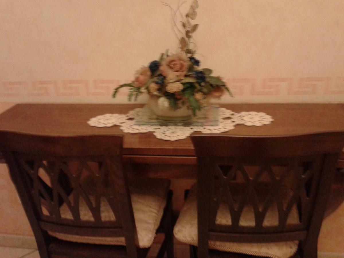 B&B Al Corso ตาร์กวิเนีย ภายนอก รูปภาพ